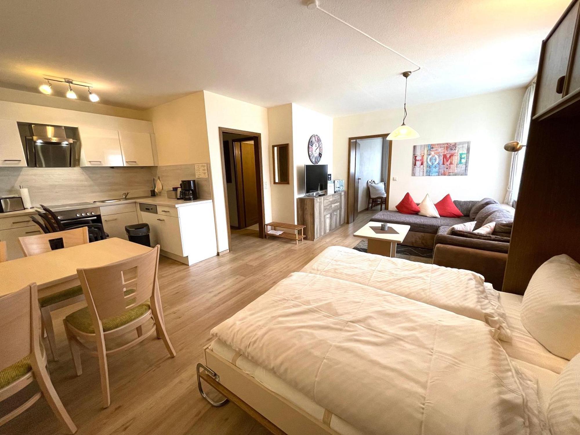 Gasthof-Ferienwohnung Zur Zweere Willingen  Kültér fotó